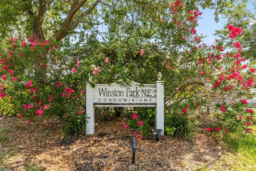 4920 LOCUST STREET NE #115 St Petersburg, FL 33703