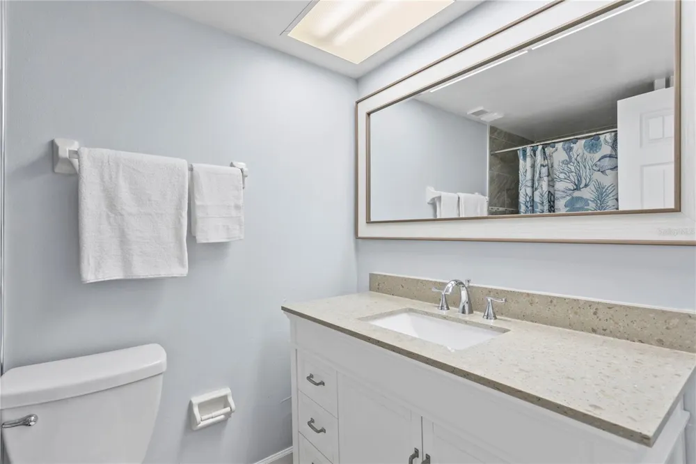4920 LOCUST STREET NE #115 St Petersburg, FL 33703