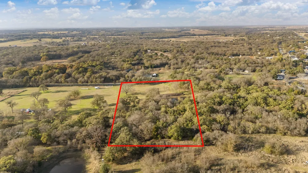 223 W Gaithings Covington, TX 76636