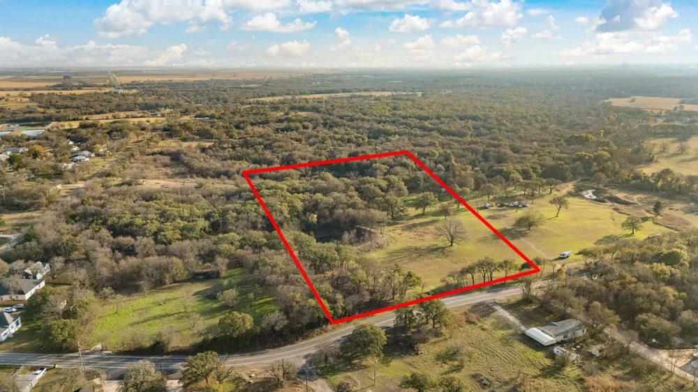 223 W Gaithings Covington, TX 76636