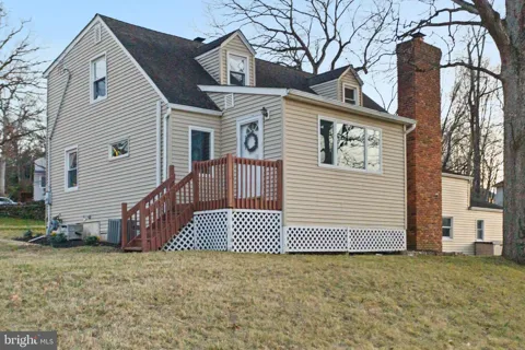 83 MOUNTAIN BOULEVARD
