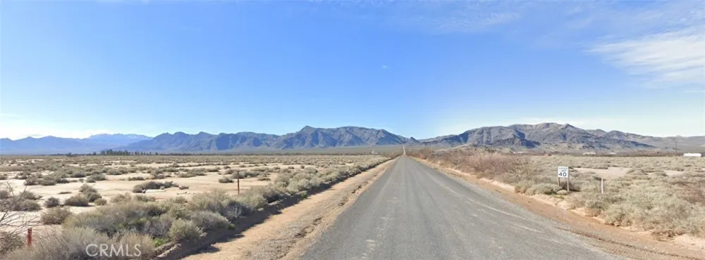 57227121 Kingston Road Baker, CA 89019
