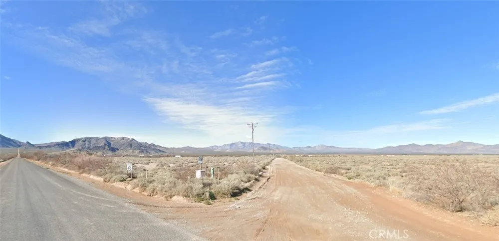 57227121 Kingston Road Baker, CA 89019