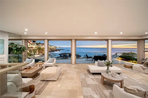 1907 Ocean Way