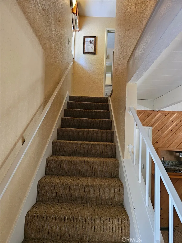312 Canyon Crest Lake Arrowhead, CA 92352