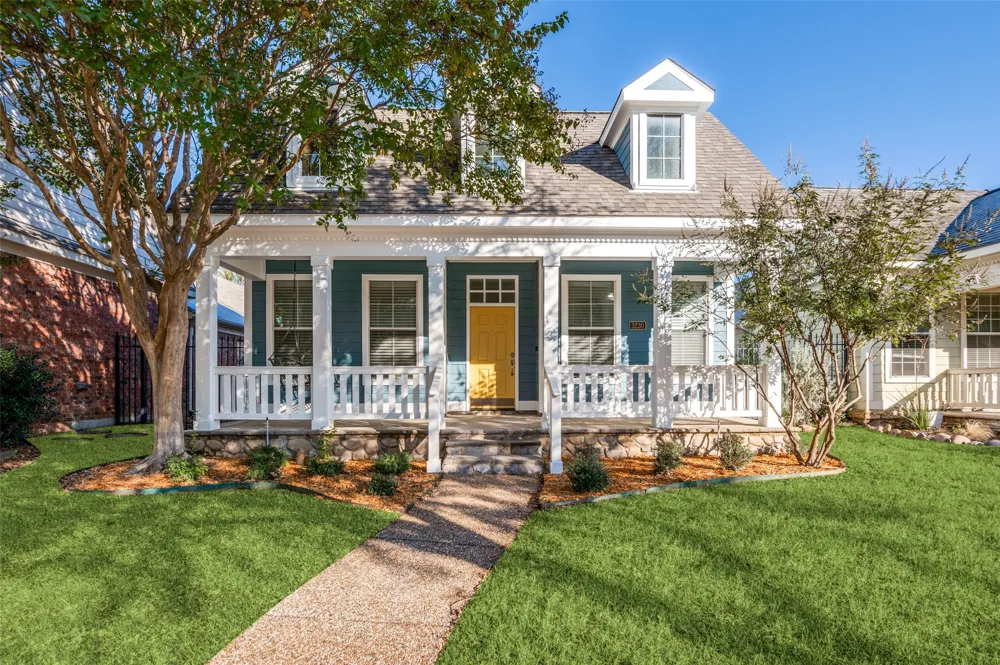 3230 Adirondack Lane