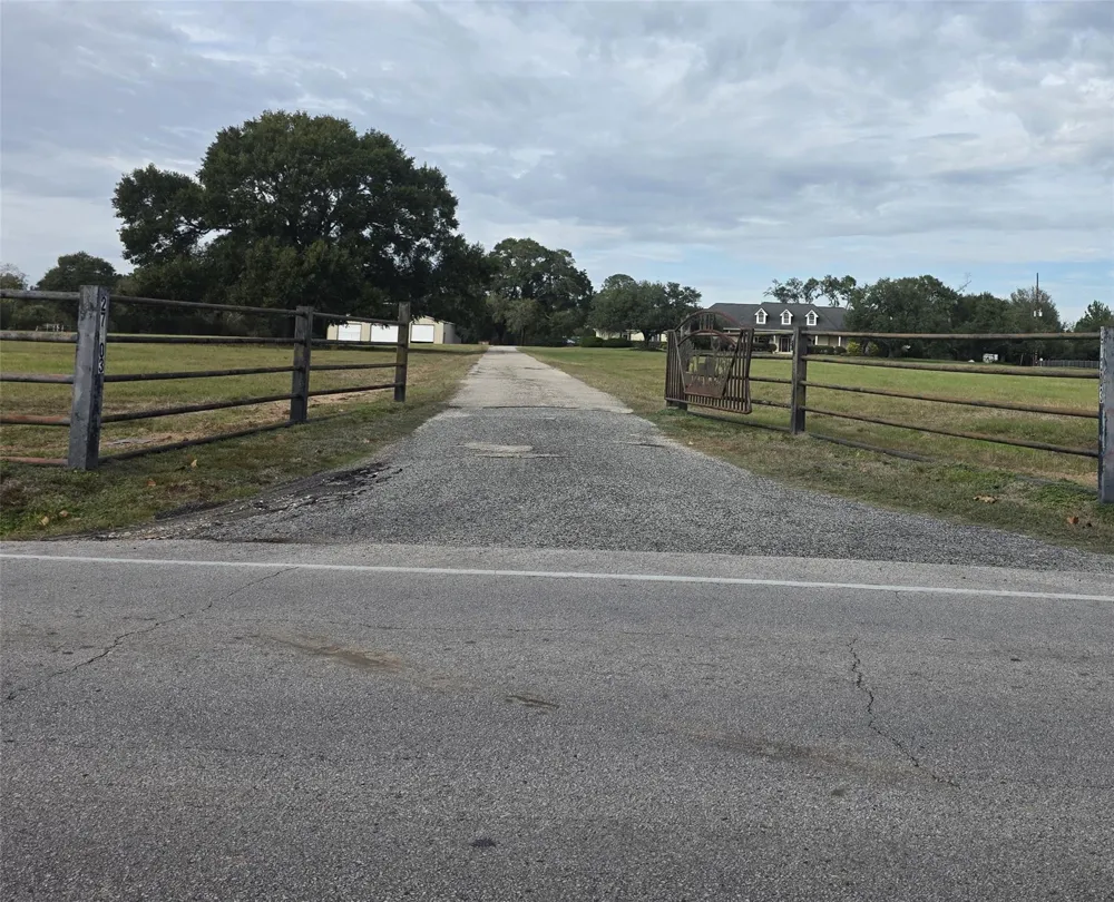 27303 Decker Prairie Rosehill Road Magnolia, TX 77355