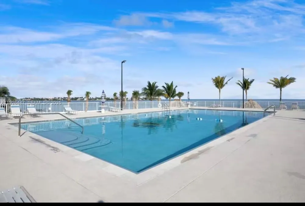 10877 Overseas Hwy #37 Marathon, FL 33050