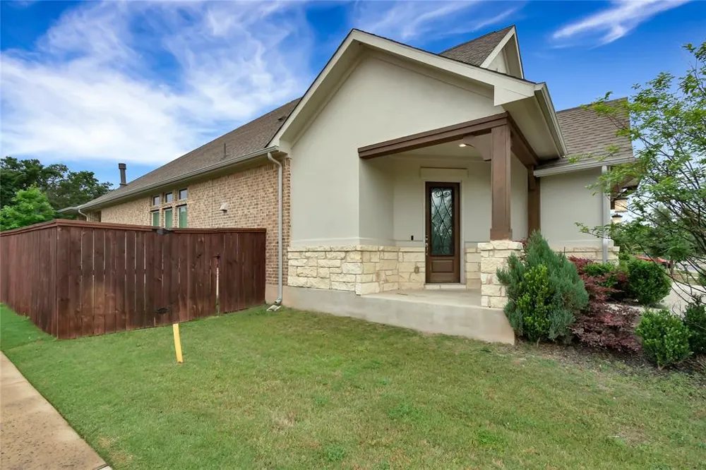 103 County Road 180 #19 Cedar Park, TX 78641