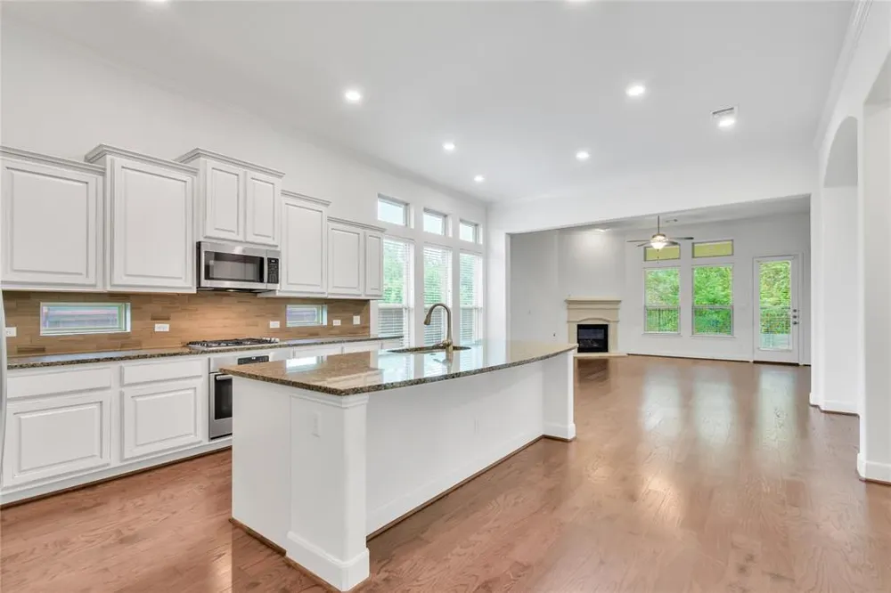 103 County Road 180 #19 Cedar Park, TX 78641
