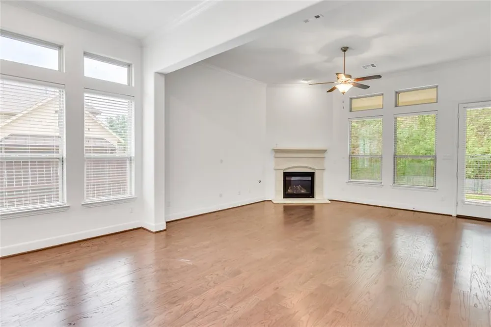 103 County Road 180 #19 Cedar Park, TX 78641