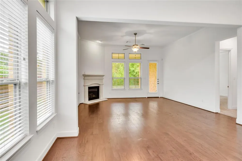 103 County Road 180 #19 Cedar Park, TX 78641