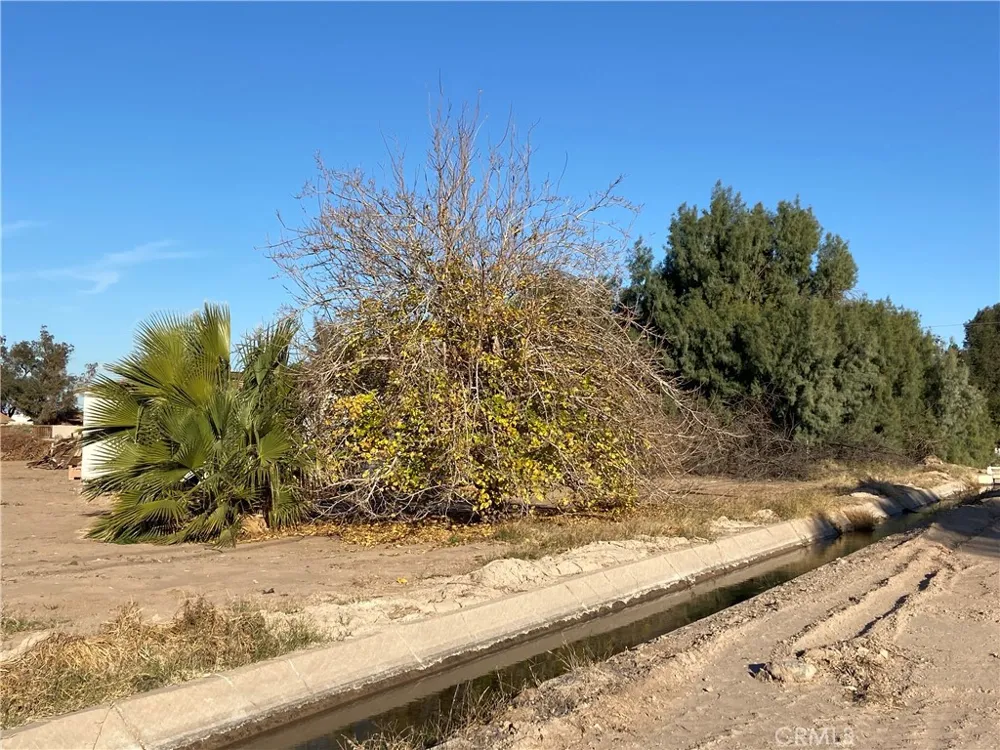 1896 E Underwood Holtville, CA 92250