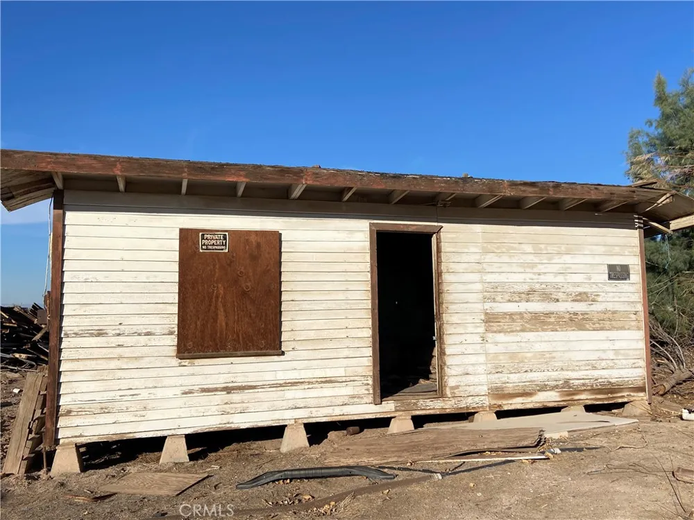 1896 E Underwood Holtville, CA 92250