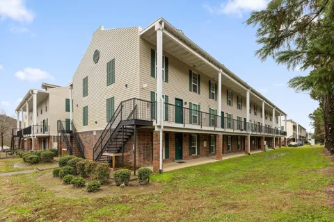 900 Mountain Creek Road
