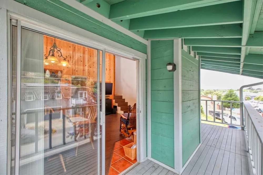 910 Sheffield Street Cambria, CA 93428