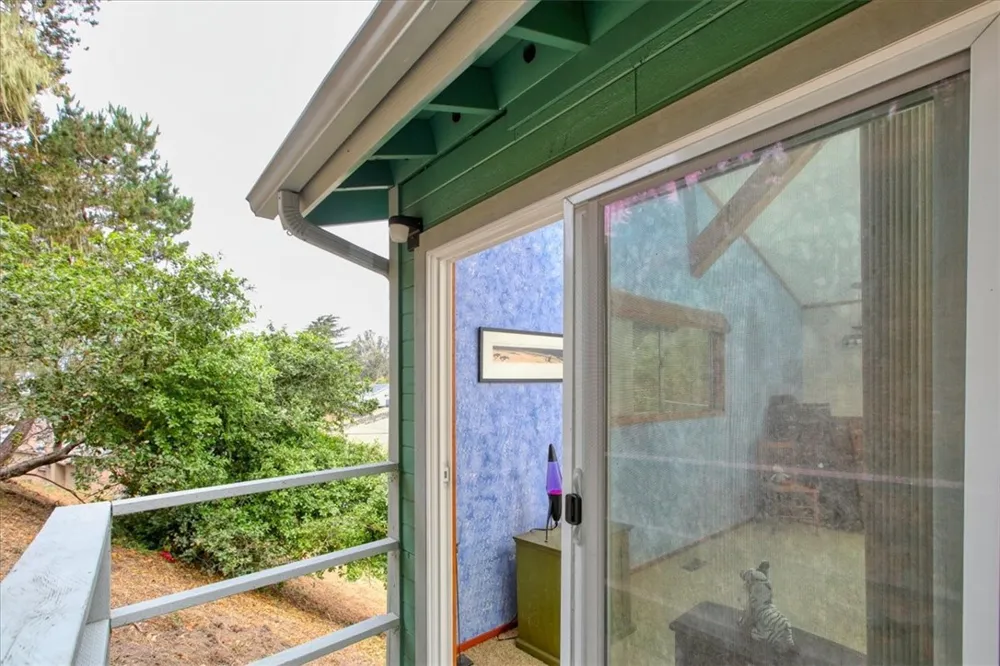 910 Sheffield Street Cambria, CA 93428