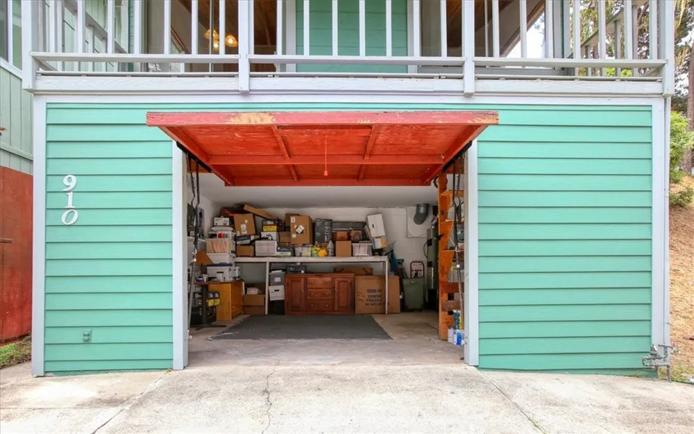 910 Sheffield Street Cambria, CA 93428