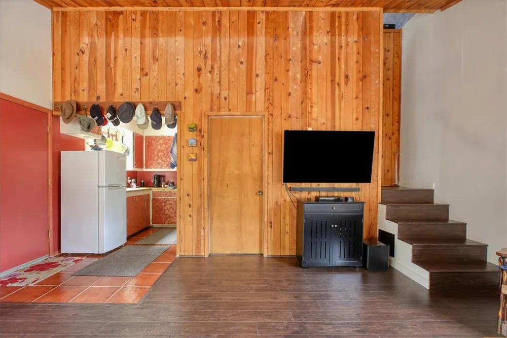 910 Sheffield Street Cambria, CA 93428