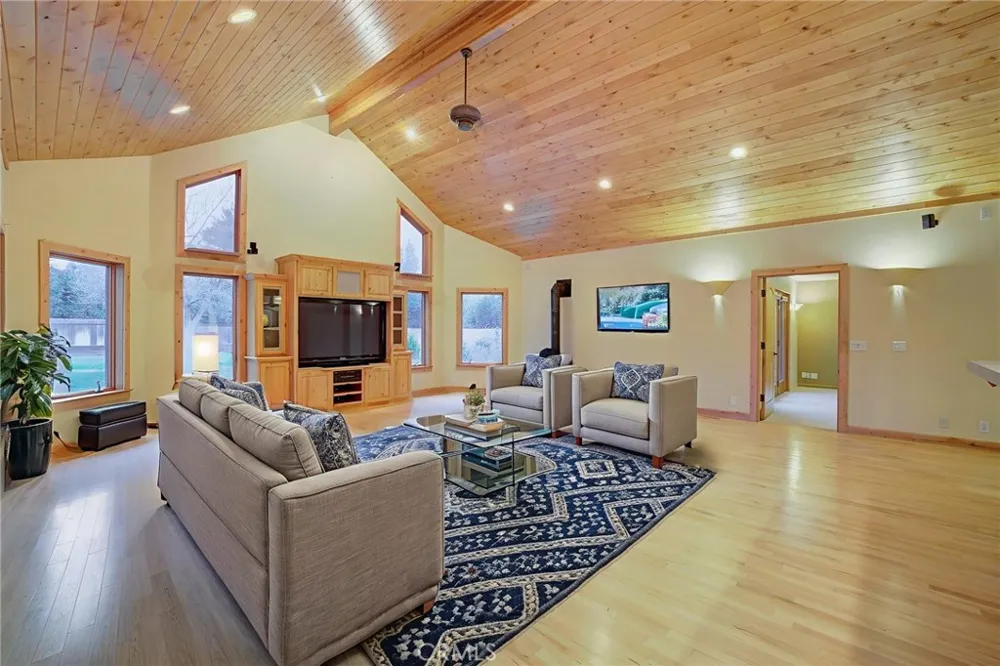 1236 Glenwood Avenue Chico, CA 95926
