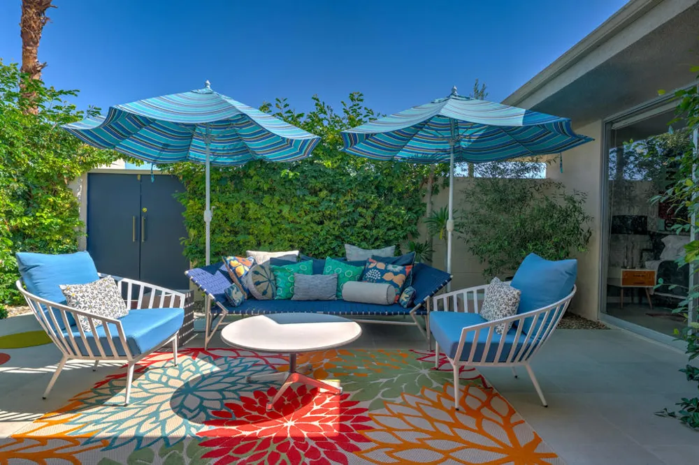 320 Desert Lakes Drive Palm Springs, CA 92264