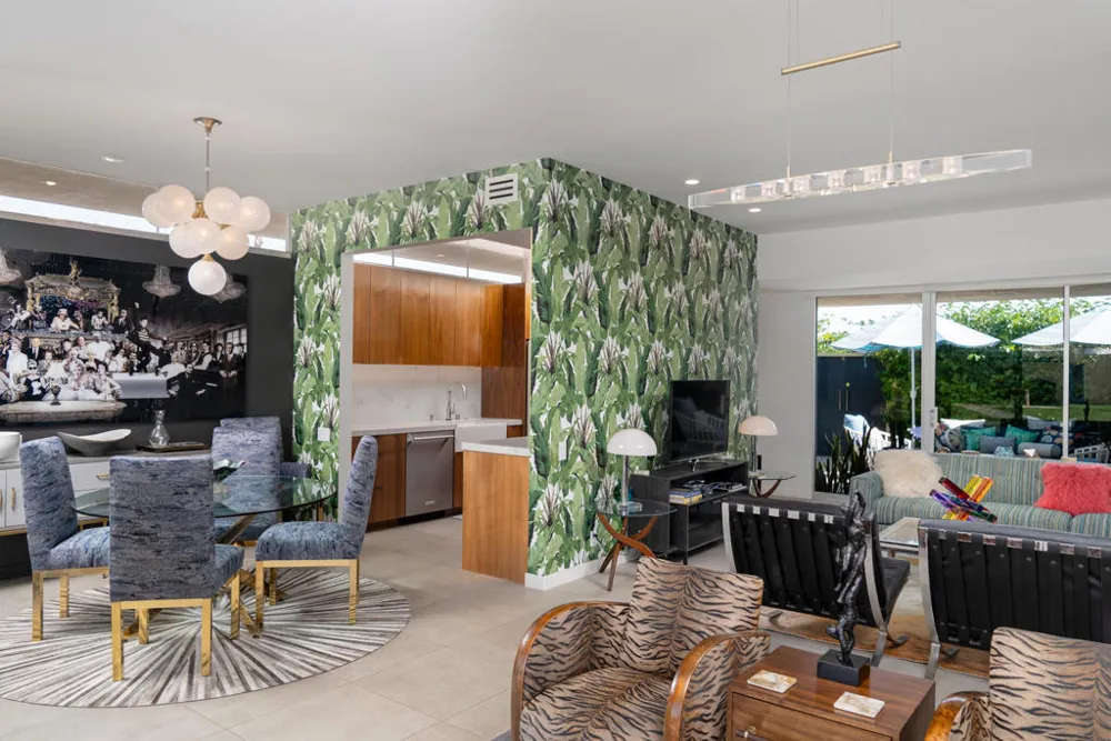 320 Desert Lakes Drive Palm Springs, CA 92264