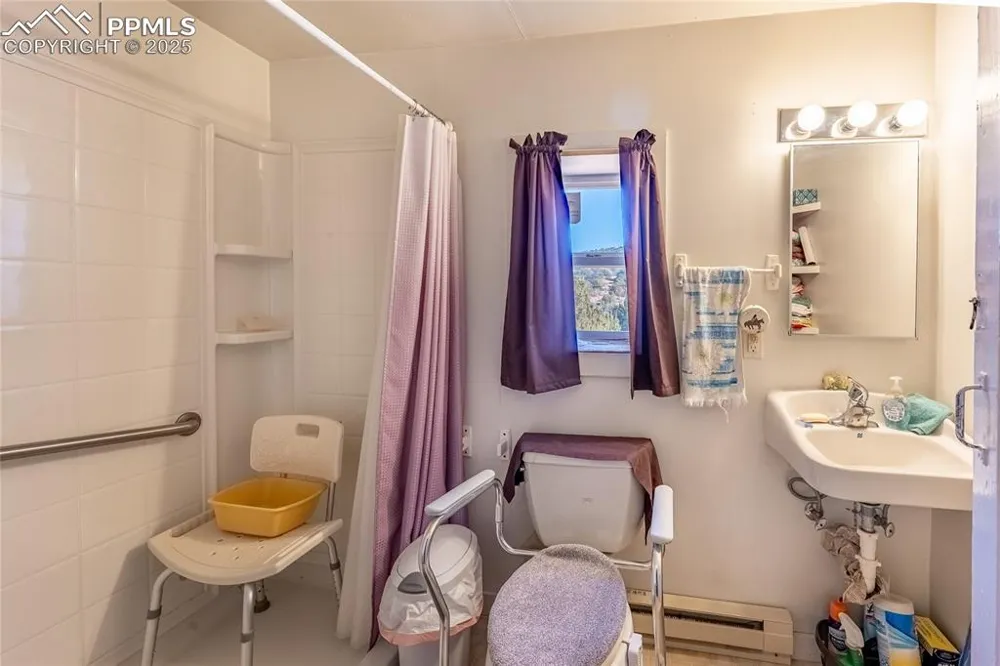 1005 E 4th Street Trinidad, CO 81082