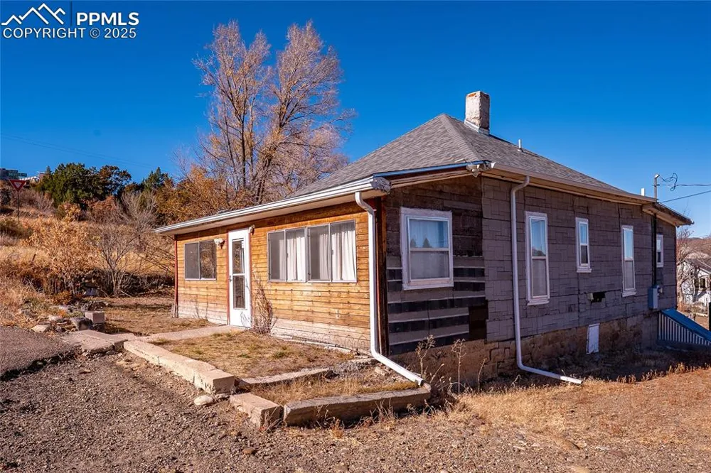 1005 E 4th Street Trinidad, CO 81082