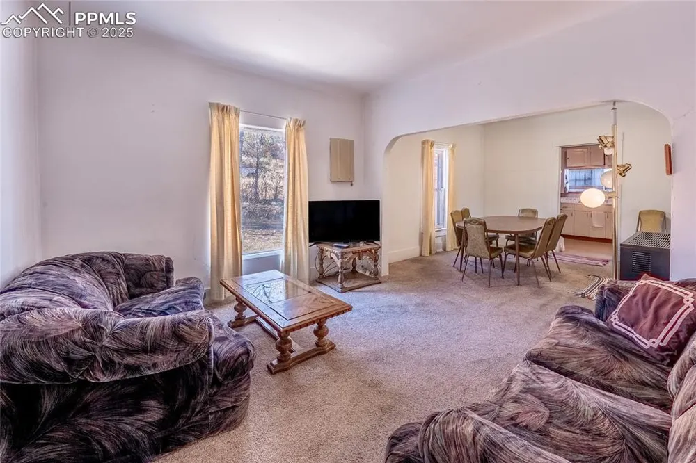 1005 E 4th Street Trinidad, CO 81082