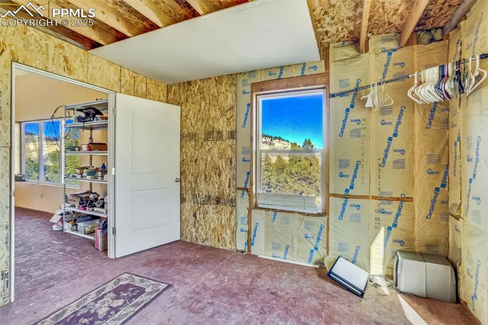 1440 Range Road Guffey, CO 80820