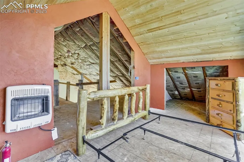 1440 Range Road Guffey, CO 80820