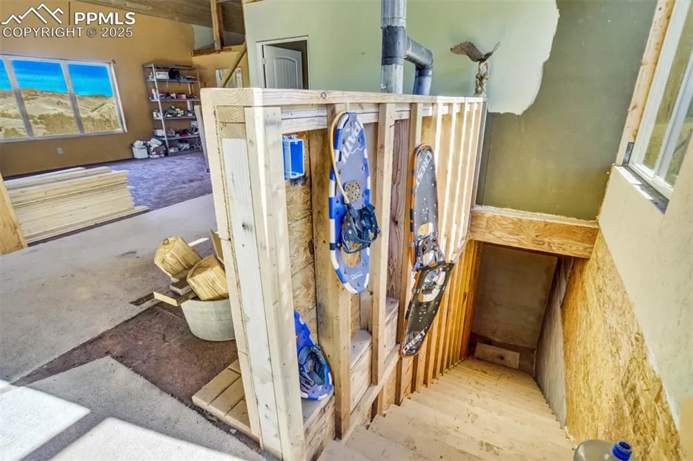 1440 Range Road Guffey, CO 80820