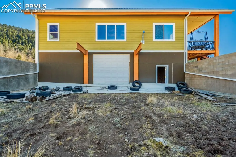 1440 Range Road Guffey, CO 80820