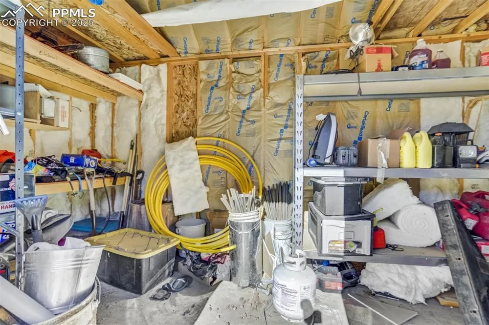 1440 Range Road Guffey, CO 80820