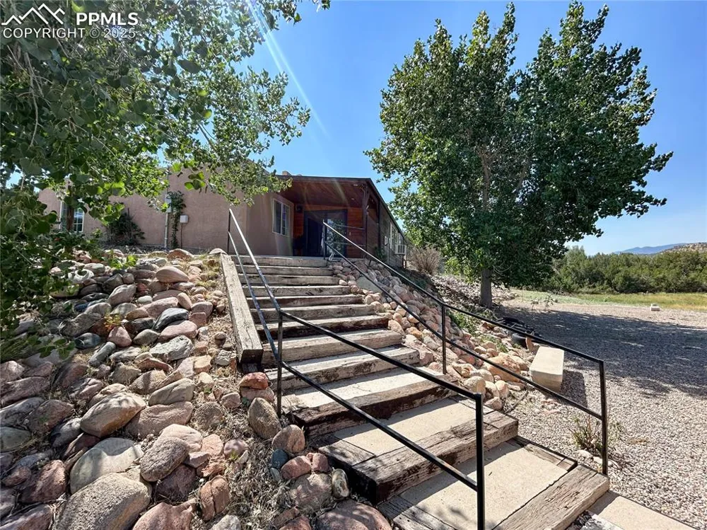 560 Oak Creek Avenue Rockvale, CO 81244