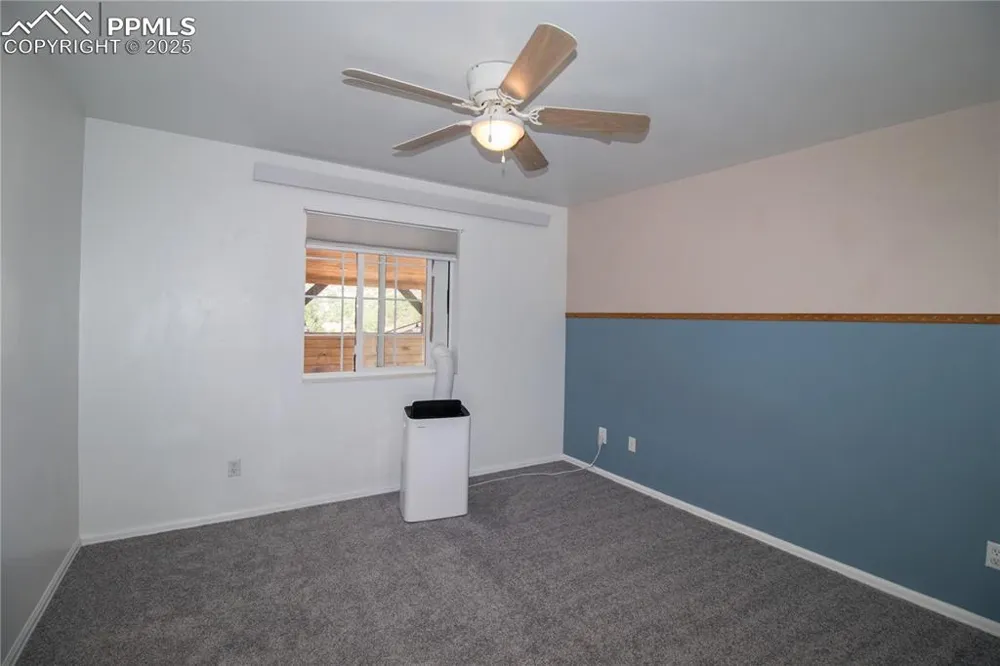 560 Oak Creek Avenue Rockvale, CO 81244