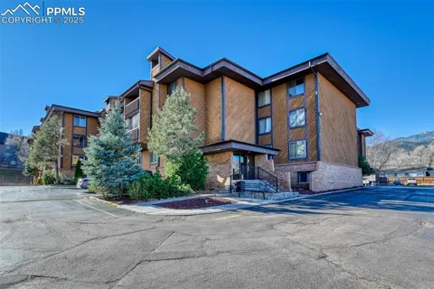 935 Saturn Drive #230