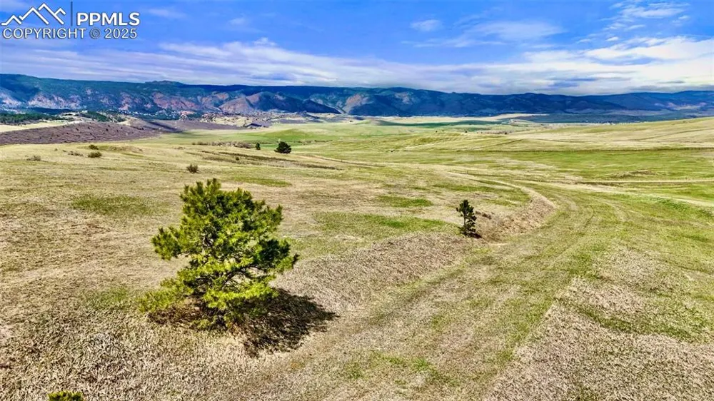 3 S Perry Park Road Larkspur, CO 80118