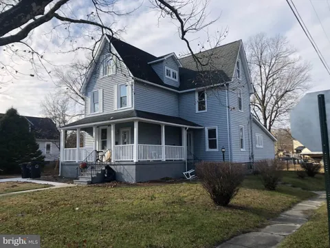 434 E MAPLE AVENUE