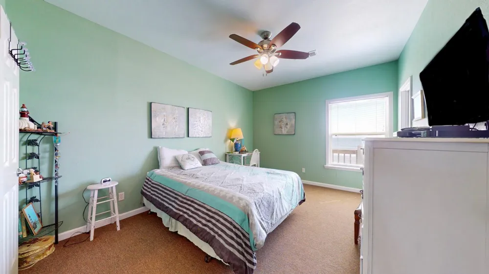 982 Kirks Drive Gilchrist, TX 77617