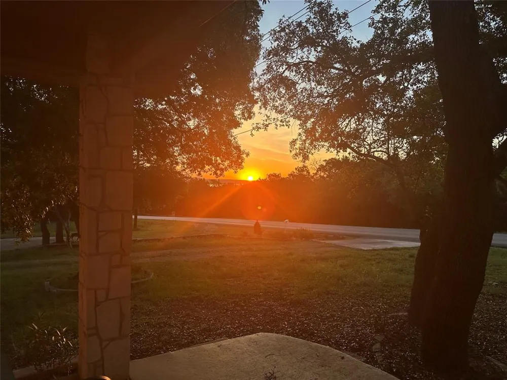 1285 Canyon Bend Canyon Lake, TX 78133