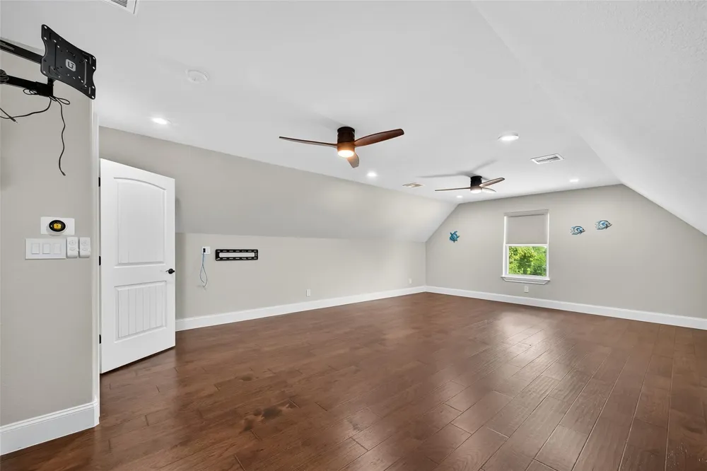 225 S Front Street Freeport, TX 77541