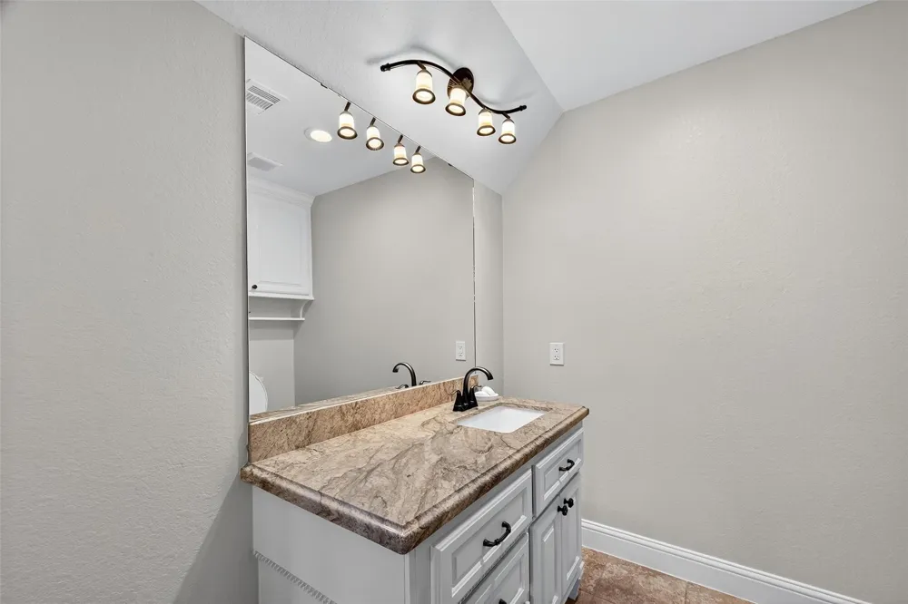 225 S Front Street Freeport, TX 77541