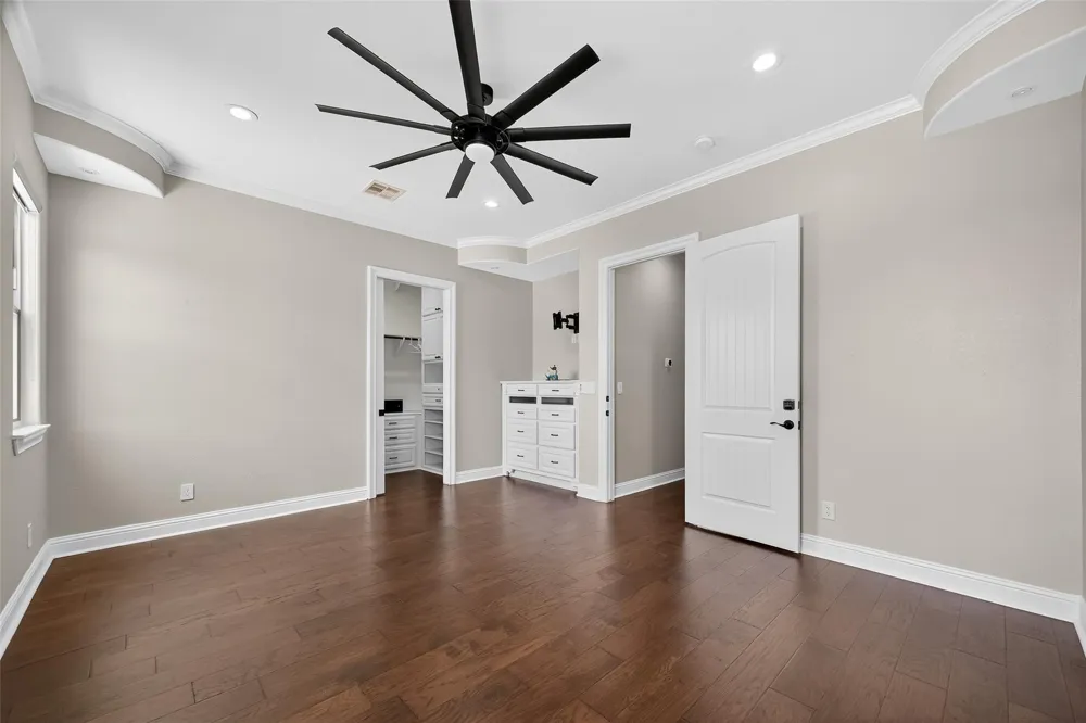 225 S Front Street Freeport, TX 77541