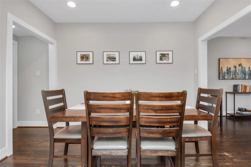 5705 Cochran Street Houston, TX 77009