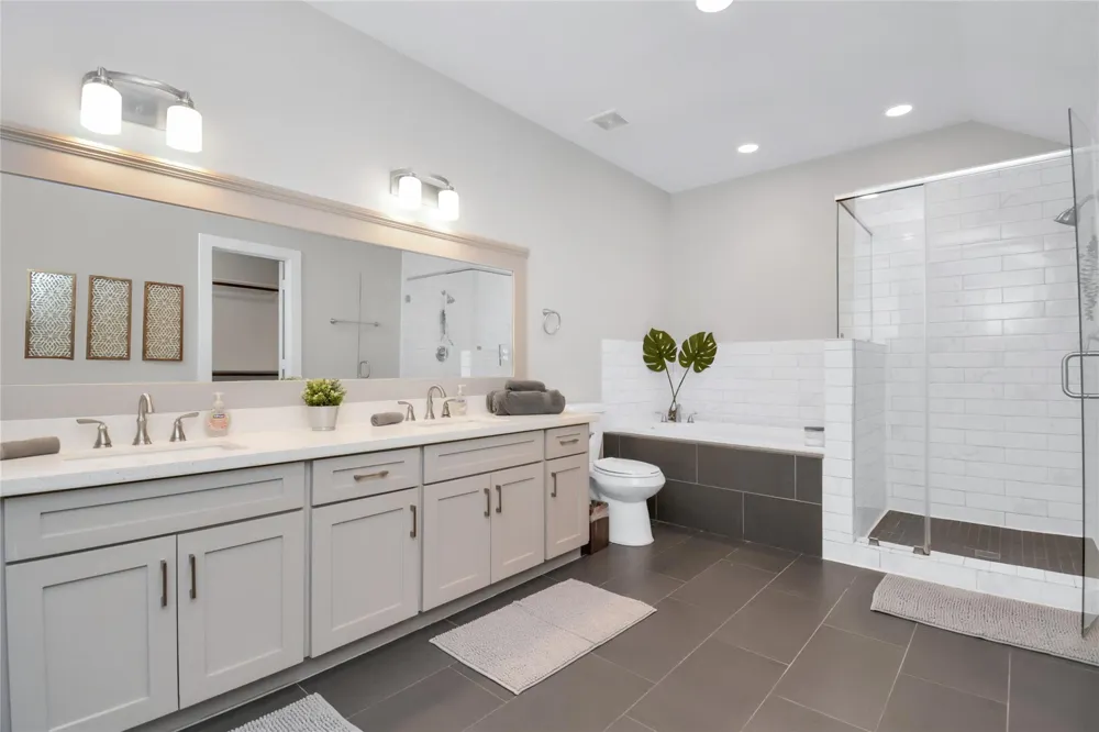 5705 Cochran Street Houston, TX 77009