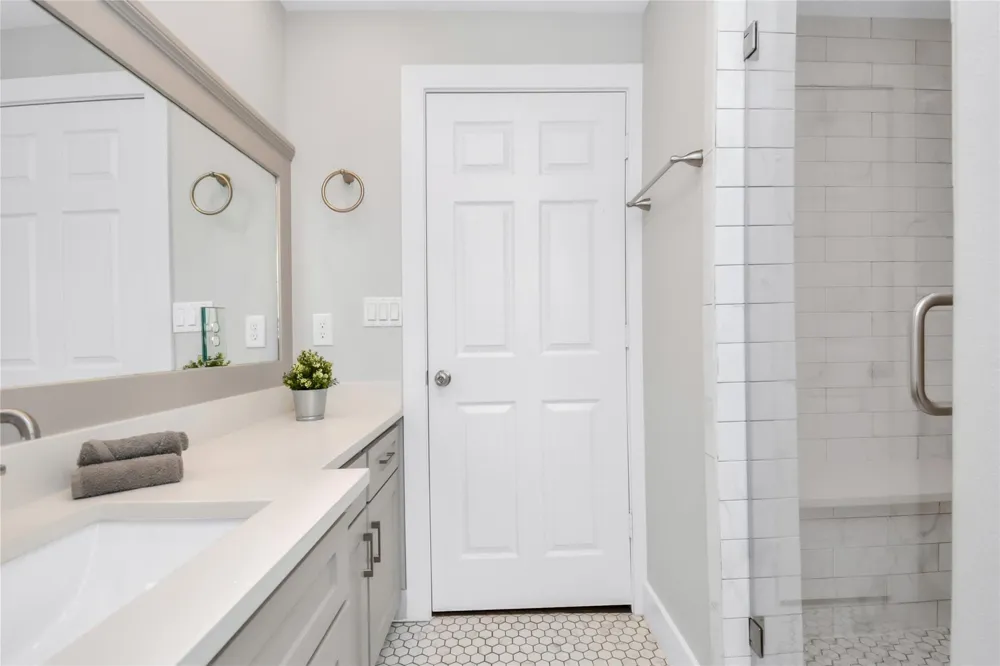 5705 Cochran Street Houston, TX 77009