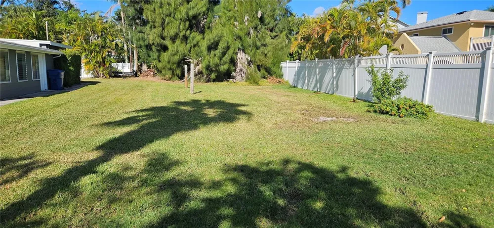 TENNESSEE AVENUE Crystal Beach, FL 34681