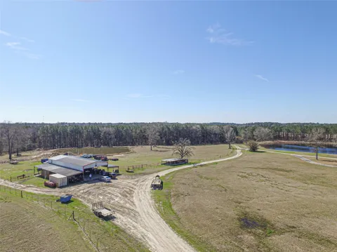 684 Hooks Road