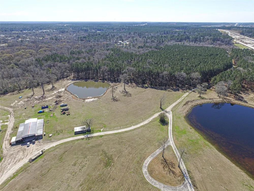 684 Hooks Road Corrigan, TX 75939